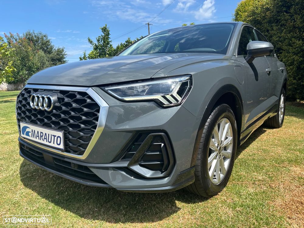 Audi Q3 45 TFSIe S tronic S line - 2