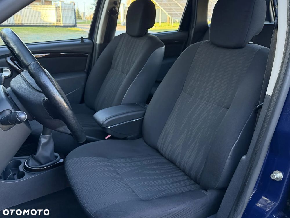 Dacia Duster - 10