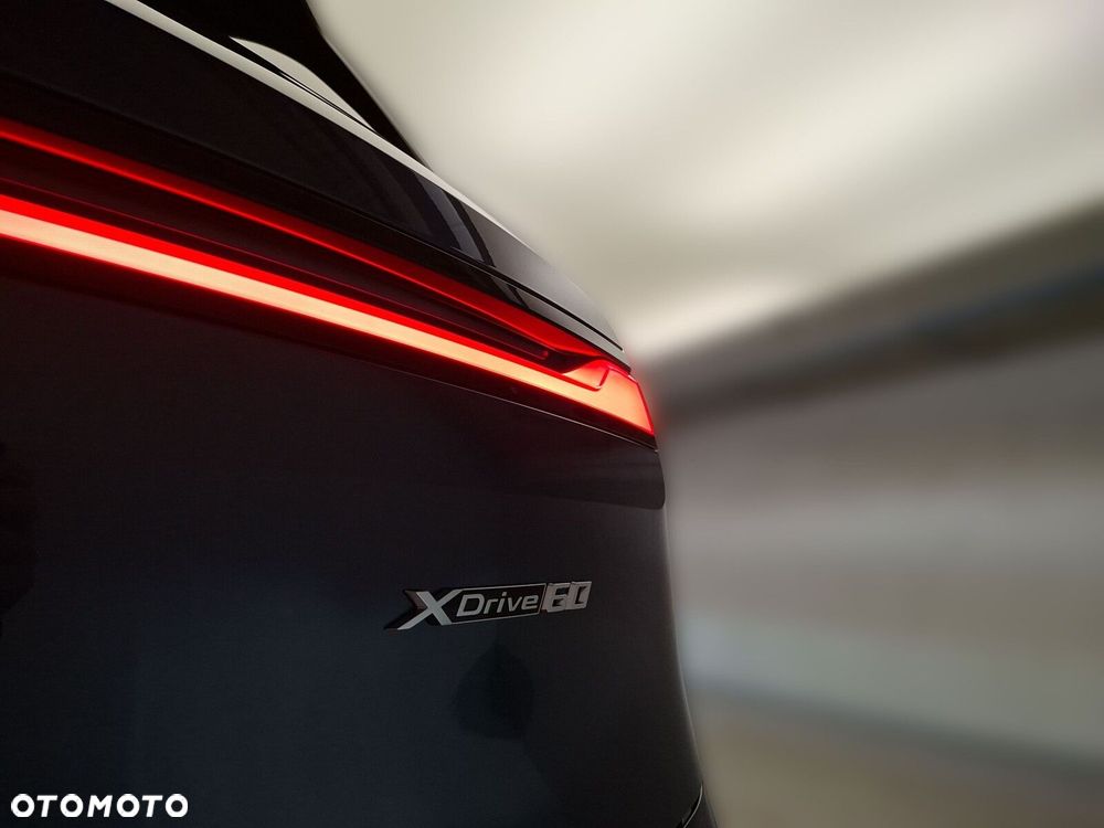 BMW iX xDrive60 111.5kWh - 37