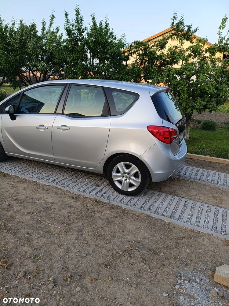 Opel Meriva 1.7 CDTI Cosmo ActiveSelect - 2