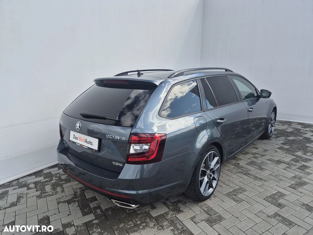 Skoda Octavia 2.0 TDI DSG RS - 5