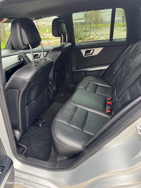 Mercedes-Benz GLK 220 CDI DPF 4Matic BlueEFFICIENCY 7G-TRONIC SPORT EDITION - 15