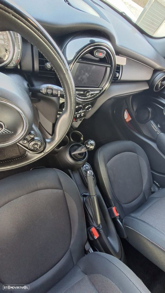 MINI 5 Portas One D - 7