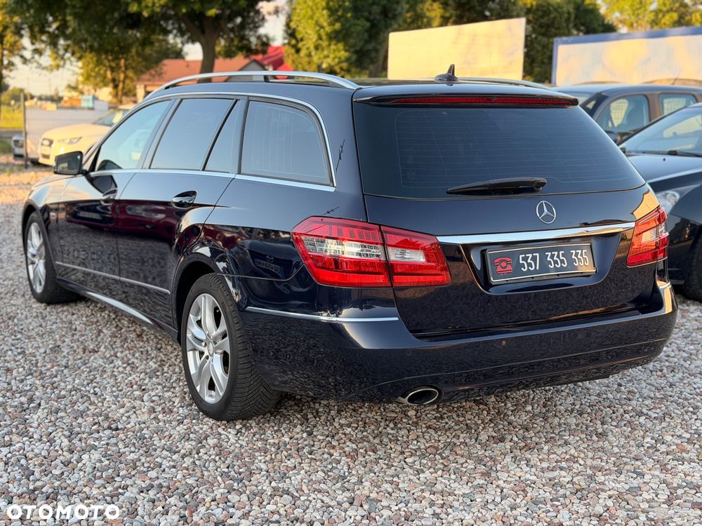 Mercedes-Benz Klasa E 200 CGI BlueEffICIENCY Avantgarde - 22