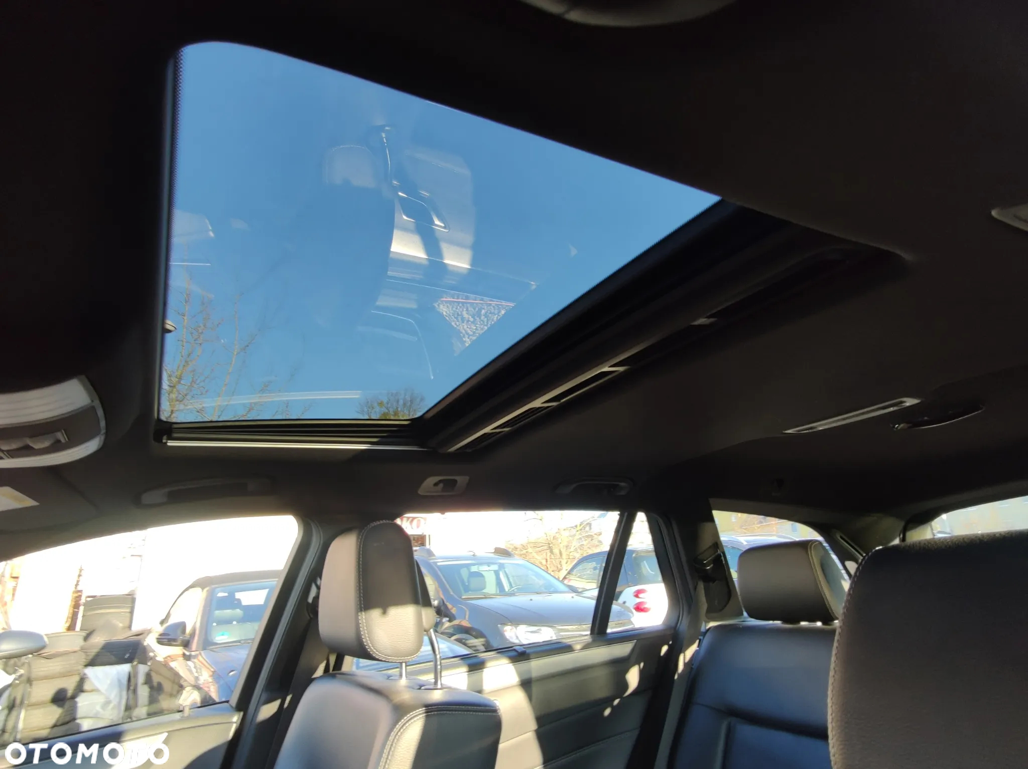 Mercedes-Benz Klasa E 250 Elegance - 19