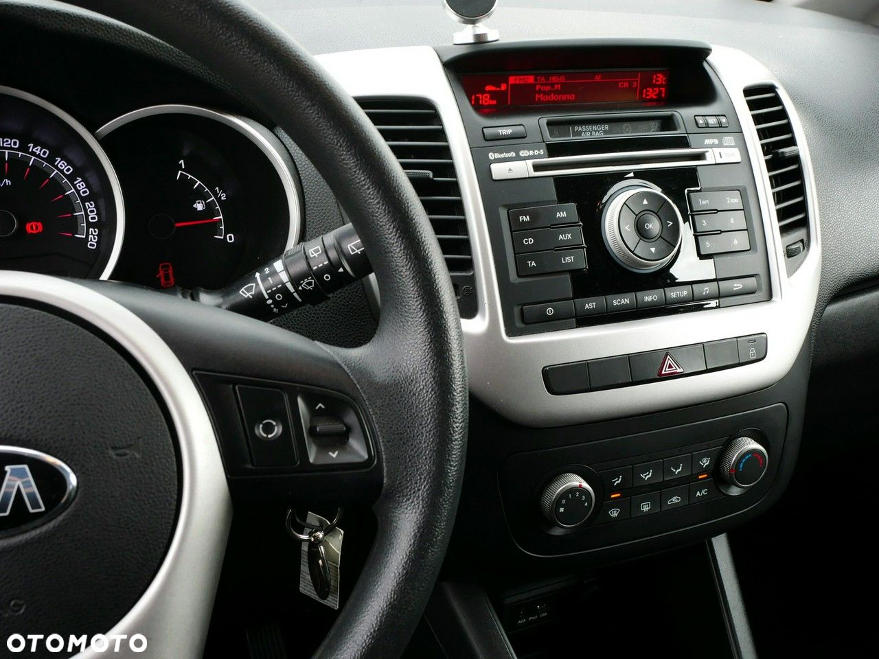 Kia Venga 1.4 CRDi 90 Attract - 18