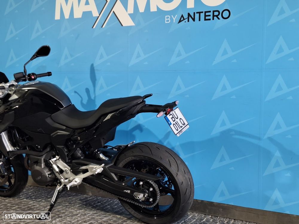 BMW F 900 R - 7