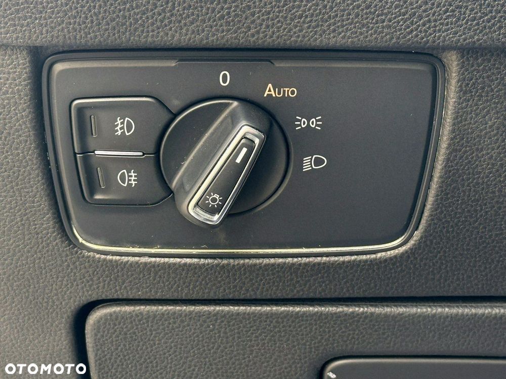 Volkswagen Passat - 9