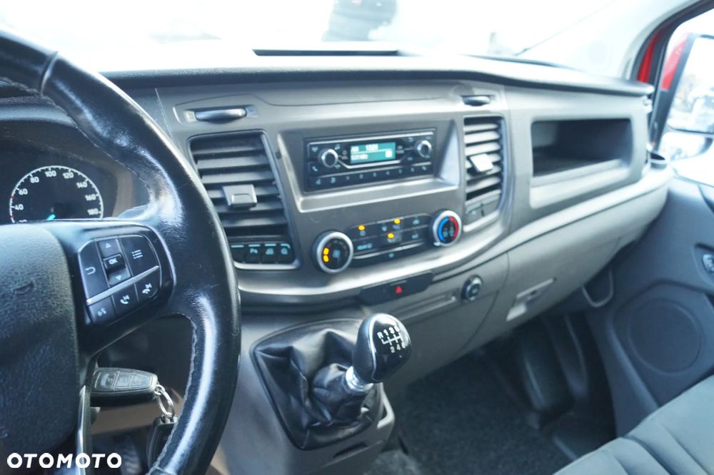 Ford Transit Custom - 19