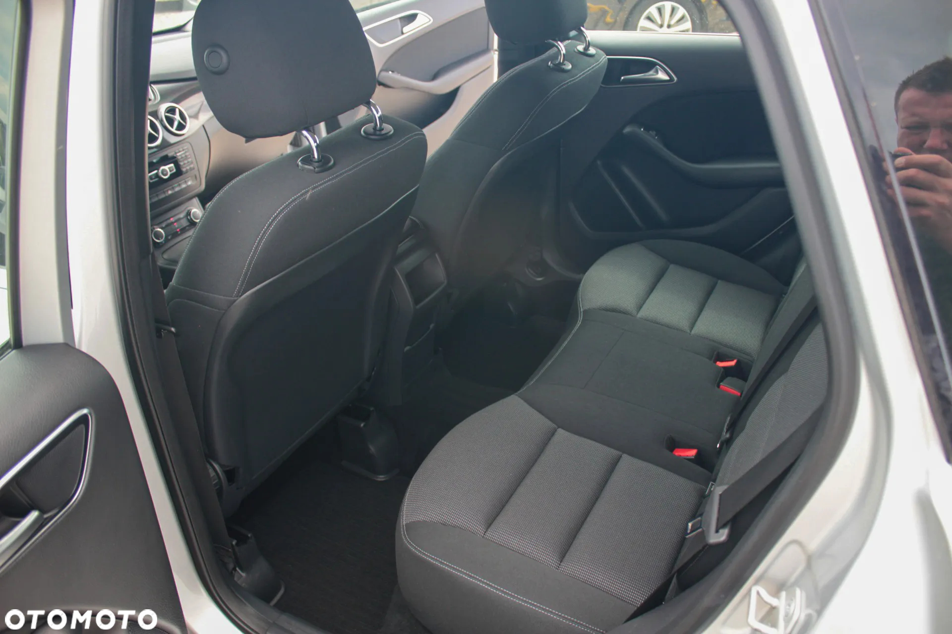 Mercedes-Benz Klasa B 180 (BlueEFFICIENCY) - 22