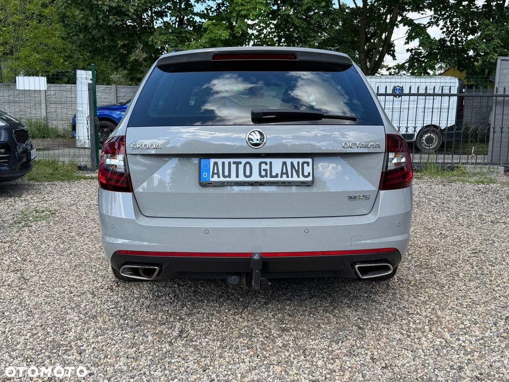 Skoda Octavia 2.0 TDI DSG RS - 7
