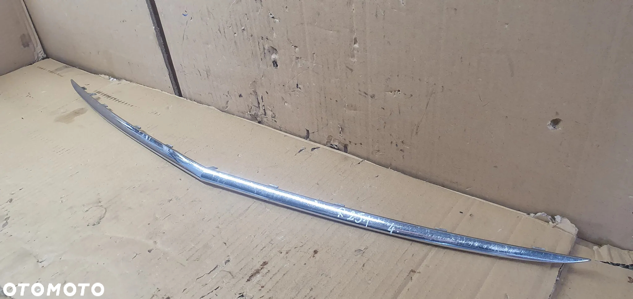 Listwa chrom Grilla atrapy Mercedes R-Klasa W251 A2518880685 - 4