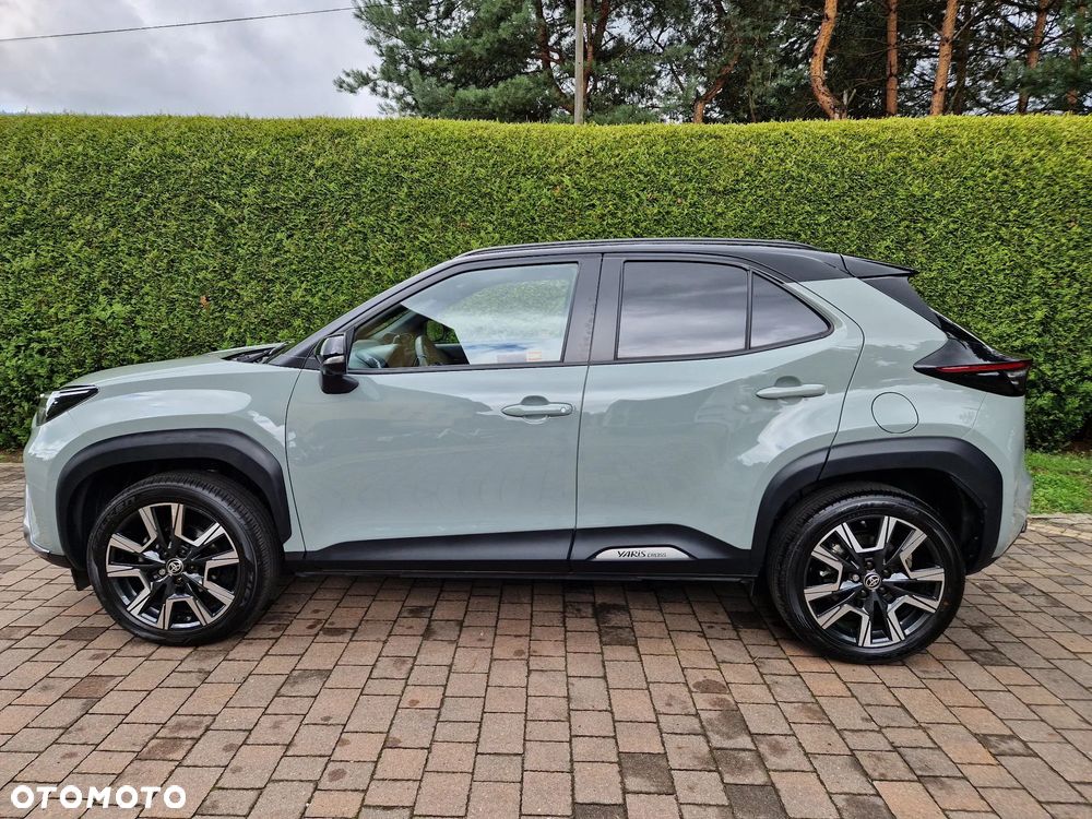 Toyota Yaris Cross Hybrid 1.5 Premiere Edition - 8