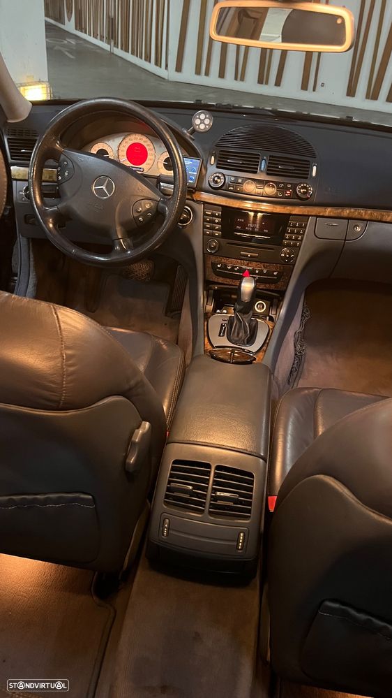 Mercedes-Benz E 220 CDI Avantgarde Aut. - 23