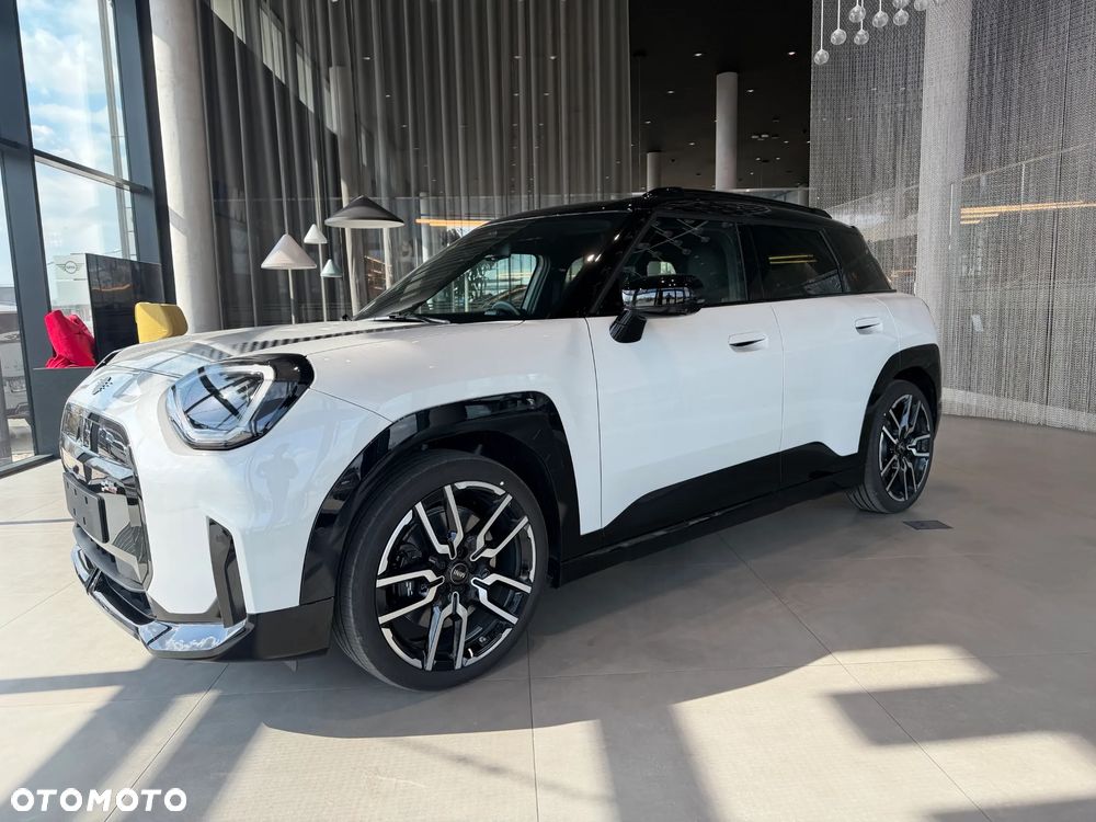 MINI Aceman SE John Cooper Works Trim - 2