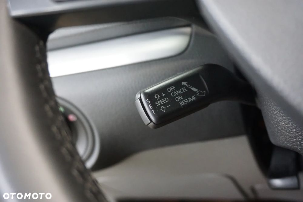 Volkswagen Sharan 2.0 TDI BlueMotion Technology Highline - 34