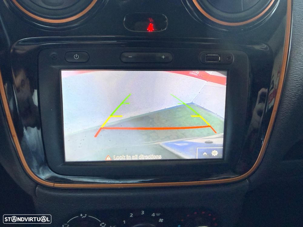 Dacia Lodgy dCi 110 Stepway - 14