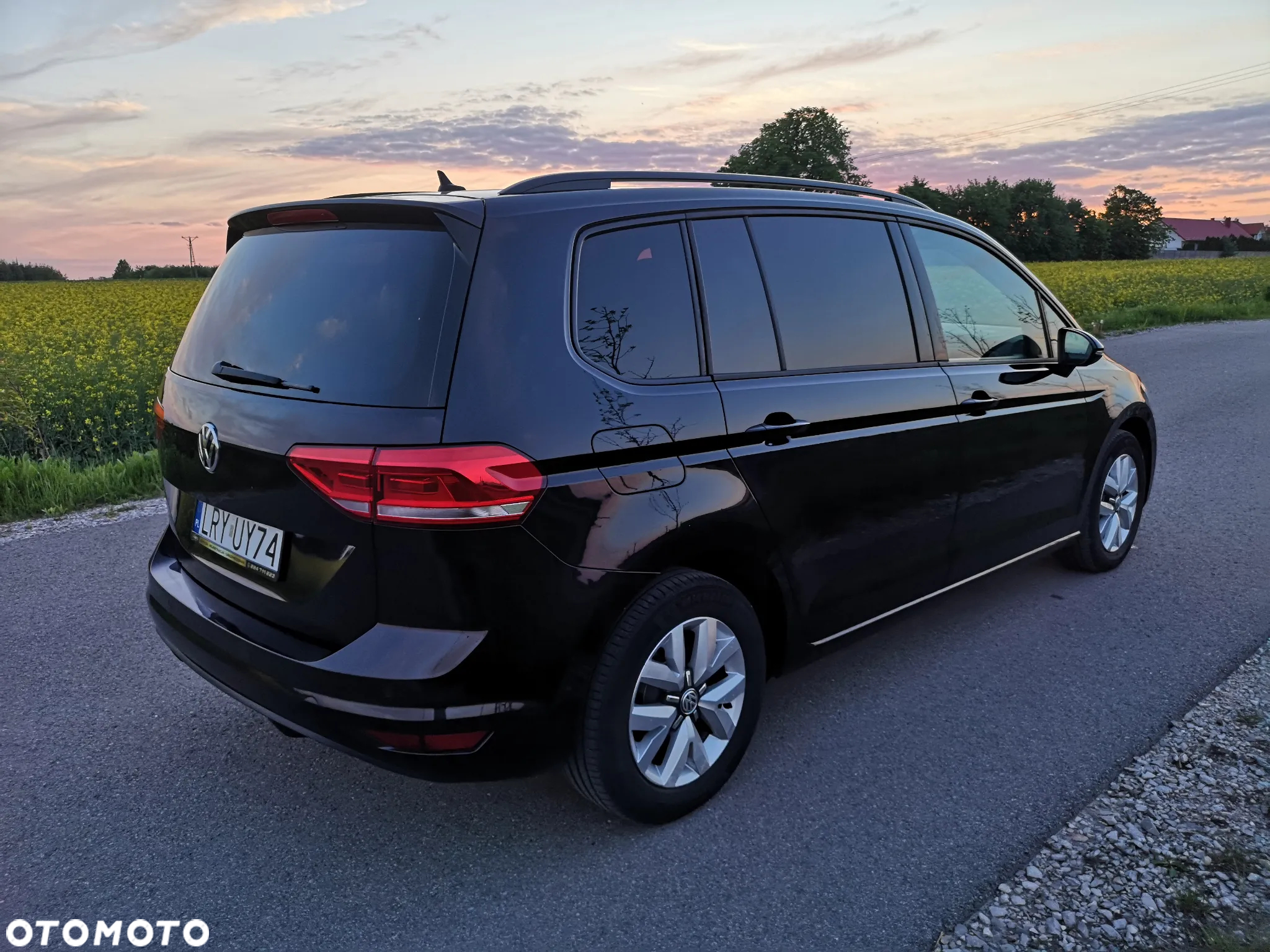Volkswagen Touran 2.0 TDI SCR DSG Comfortline - 24