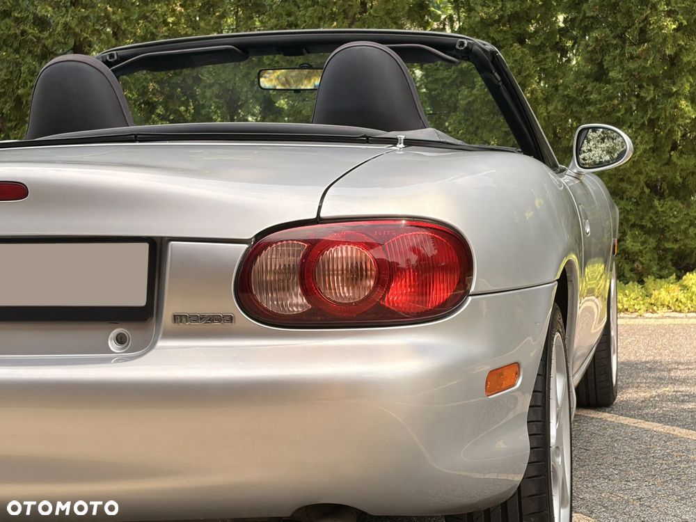 Mazda MX-5 1.9i 16V - 13