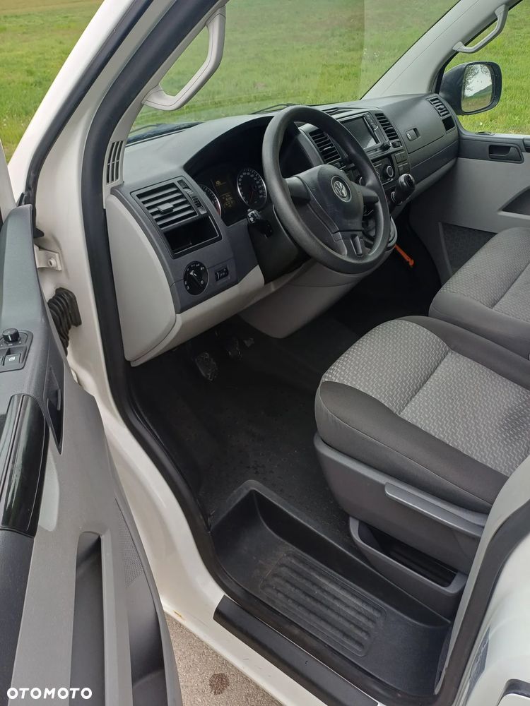 Volkswagen Transporter - 16