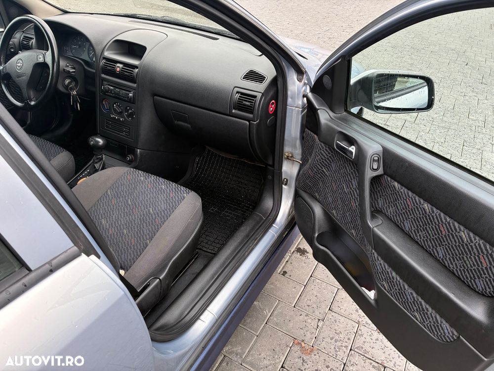 Opel Astra - 13