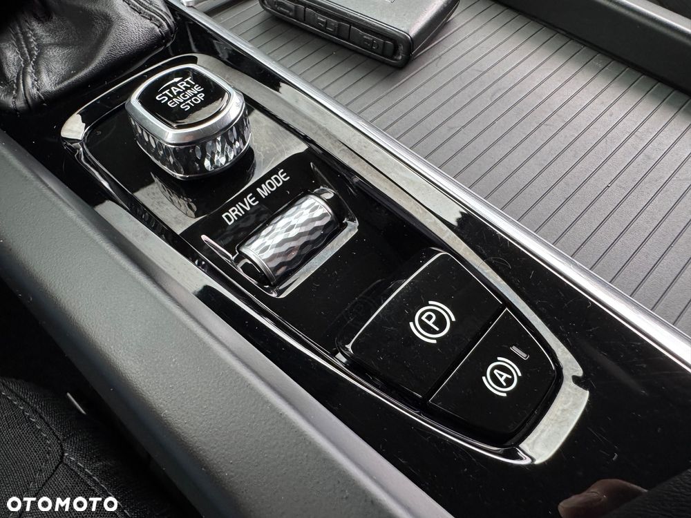Volvo V60 D4 Geartronic Momentum Pro - 24