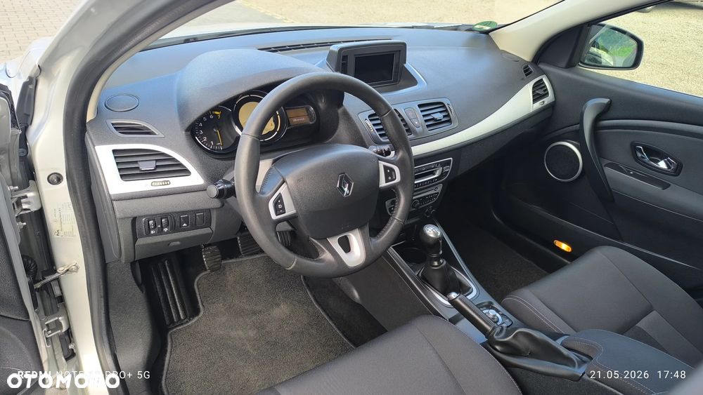 Renault Megane 1.6 16V 110 Dynamique - 21