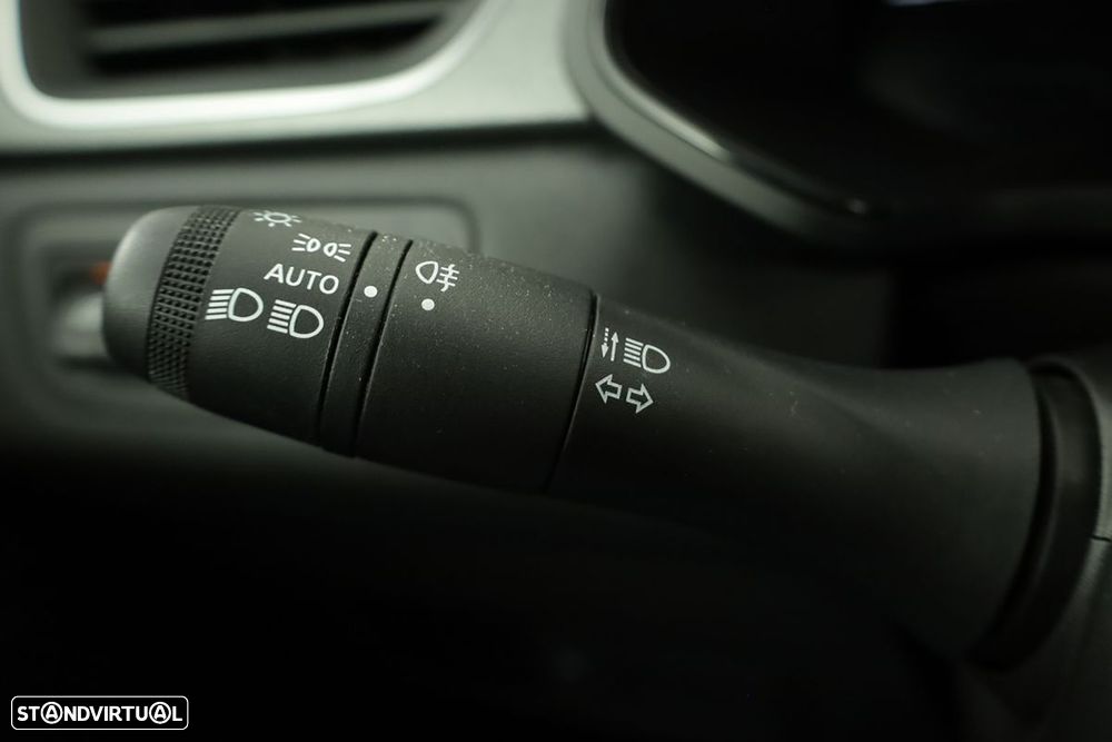 Renault Captur 1.0 TCe Techno Bi-Fuel - 16