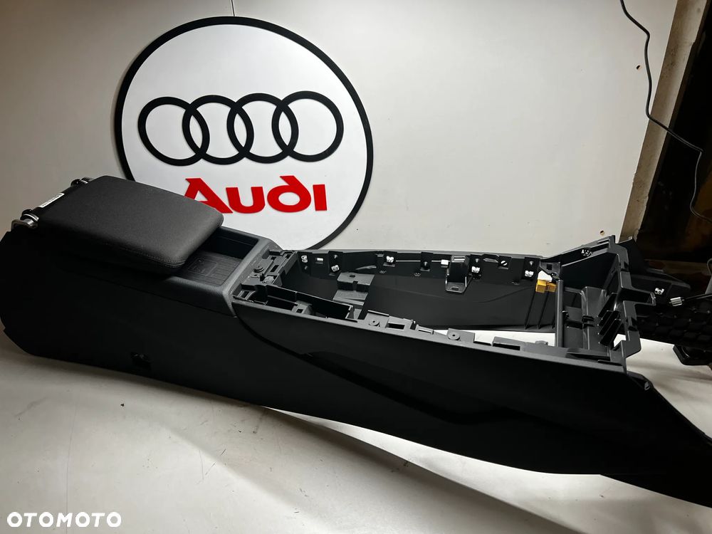 TUNEL ŚRODKOWY PODŁOKIETNIK GNIAZDO ŁADOWARKA INDUKCYJNA AUDI A4 B9 8W0864283A 8W1863241D - 1