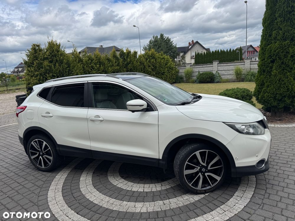 Nissan Qashqai 1.6 DCi Xtronic TEKNA - 10