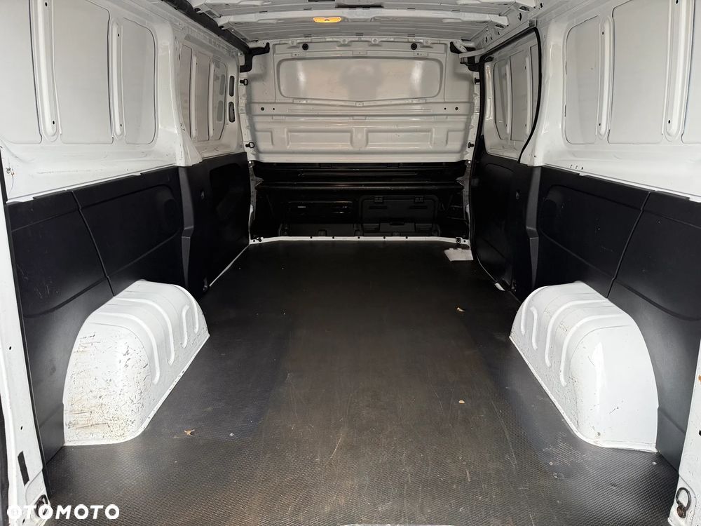 Opel VIVARO L2H1 LONG - 11