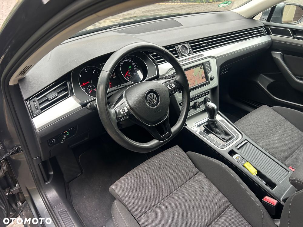Volkswagen Passat Variant 2.0 TDI SCR DSG Comfortline - 28