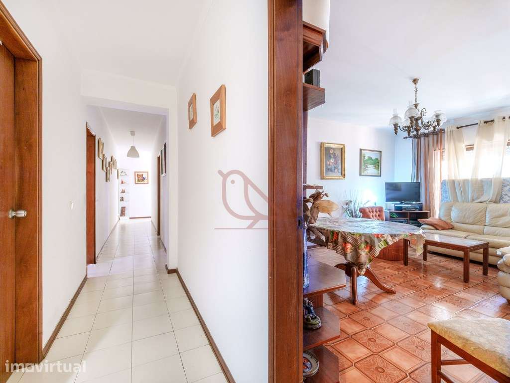 Apartamento T4 usado em Fátima com espaços verdes e excelentes aces... - Grande imagem: 3/33