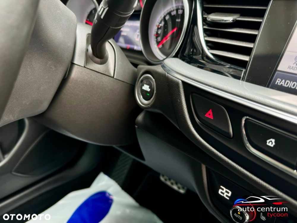 Opel Insignia - 17