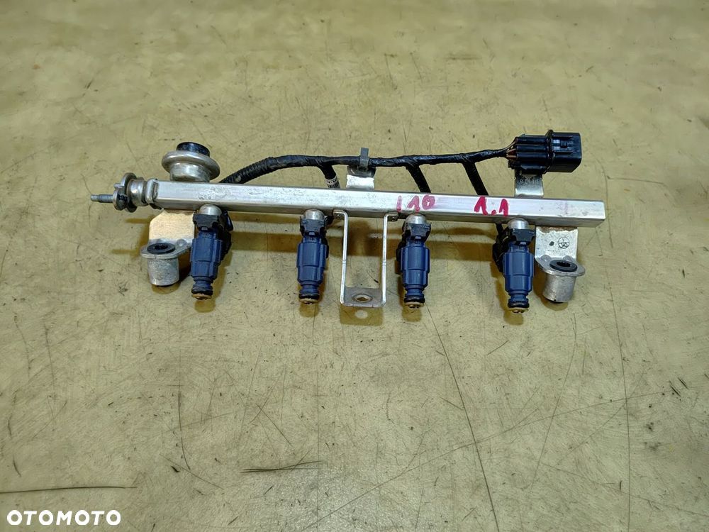 HYUNDAI I10 I 1.1 B WTRYSK WTRYSKIWACZ LISTWA 35310-02900 07-13 - 2