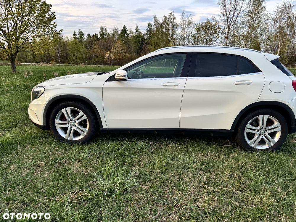 Mercedes-Benz GLA 200 7G-DCT SCORE - 33
