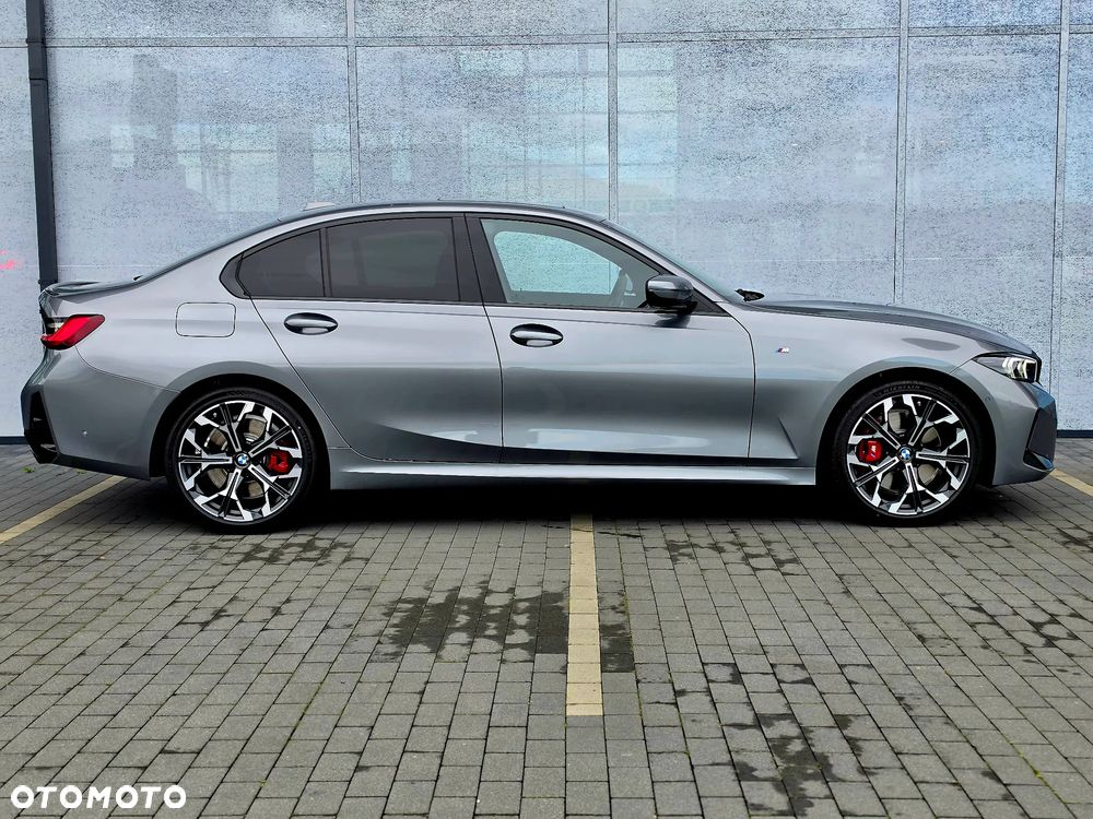 BMW Seria 3 330i xDrive M Sport sport - 10