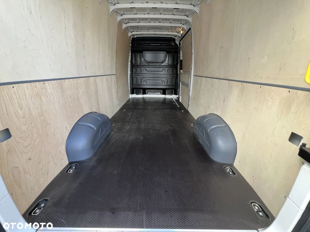 Volkswagen Crafter - 6