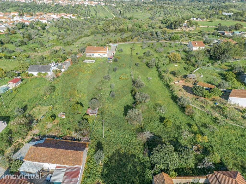 Terreno - Grande imagem: 2/8