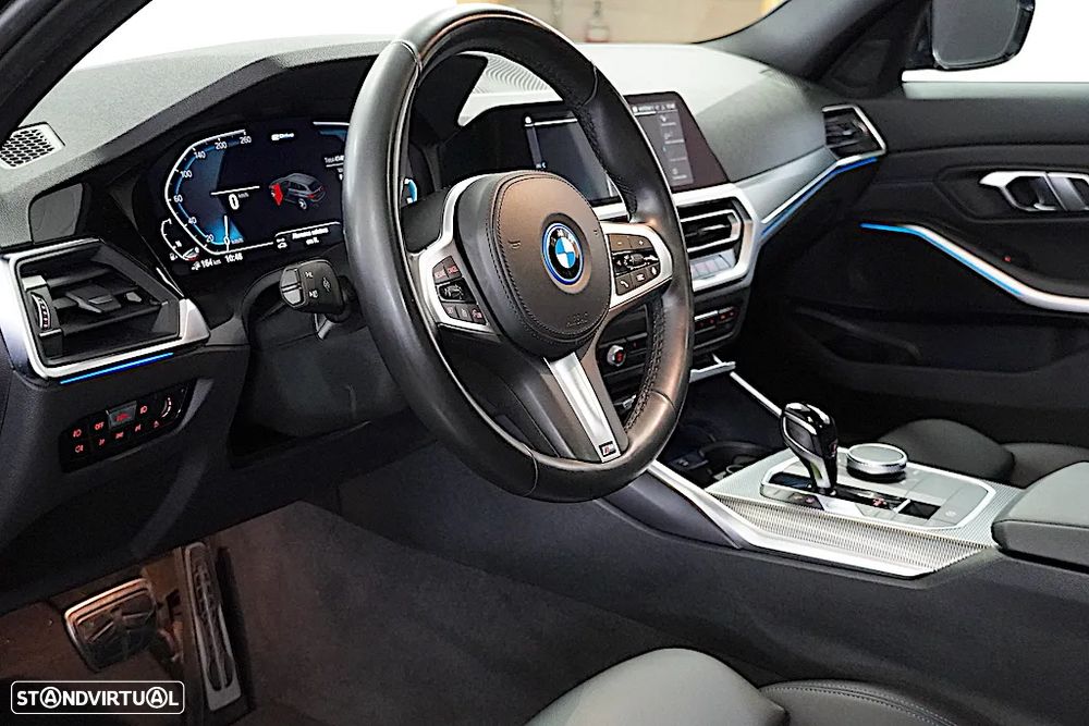 BMW 330 e Pack M Auto - 2