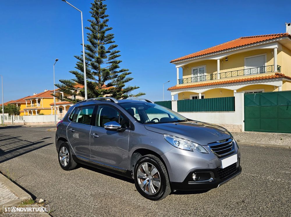 Peugeot 2008 1.2 PureTech Allure - 2