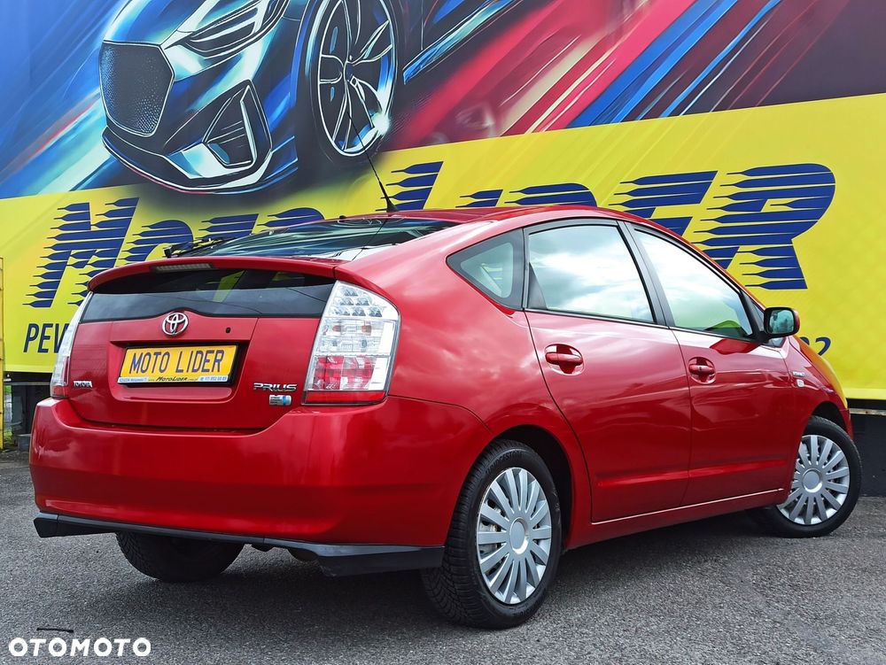 Toyota Prius - 5