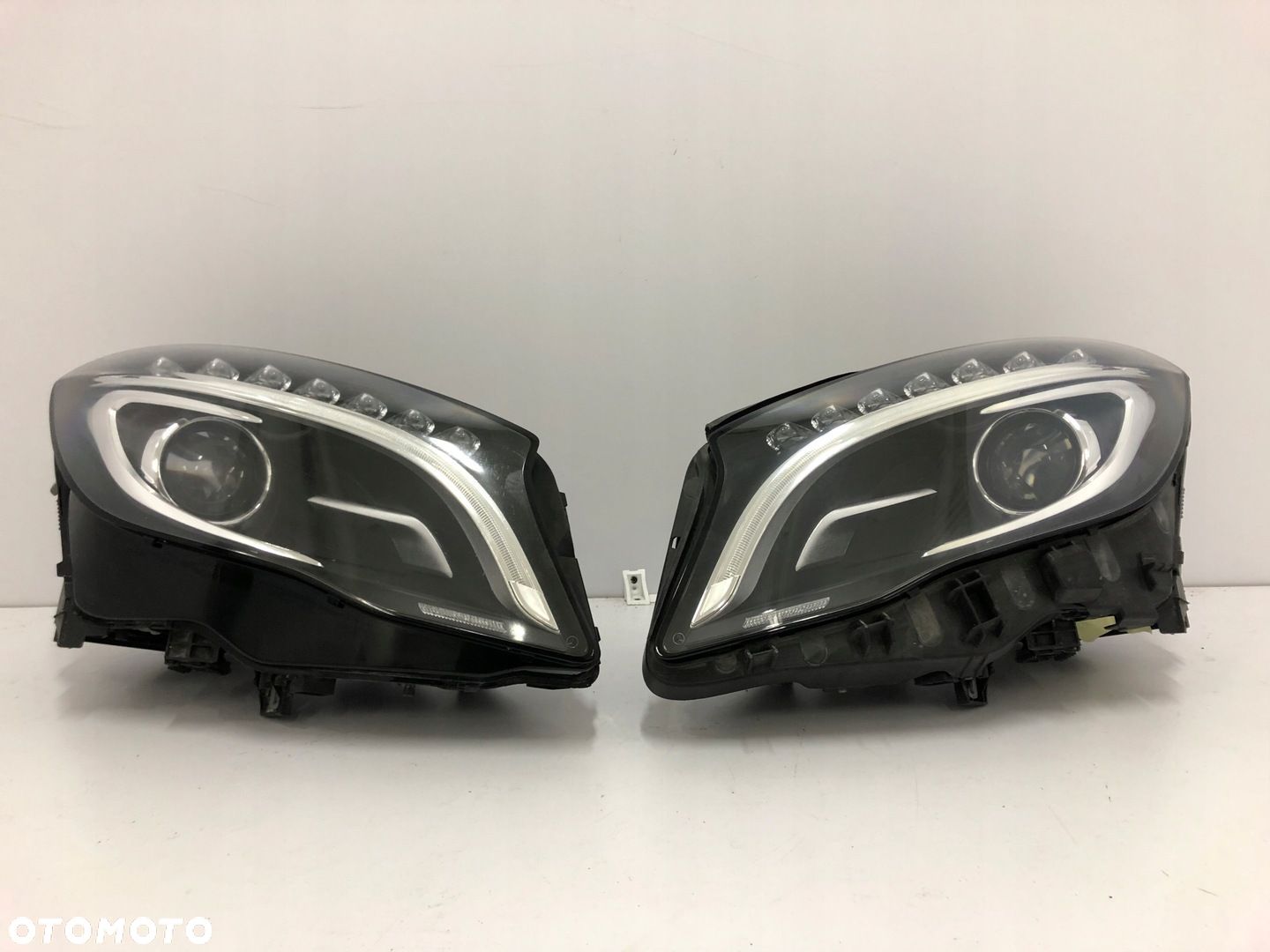 MERCEDES GLA W156 X156 PRZEDLIFT LAMPA LEWA PRAWA BI-XENON LED - 1