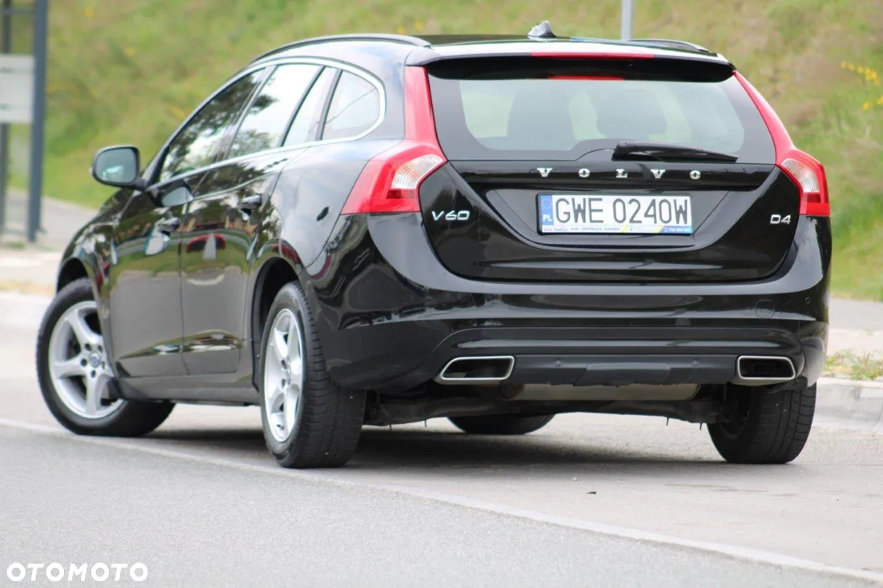 Volvo V60 D4 Summum - 5