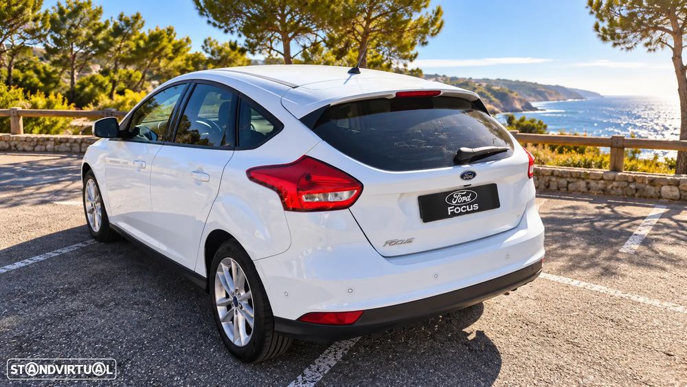 Ford Focus 1.5 TDCi Trend+ - 10