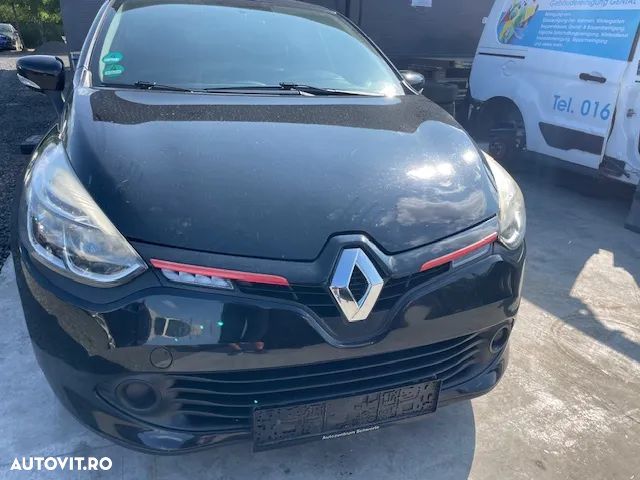 Dezmembrez Renault Clio 4 2015 1.2 benzina - 1