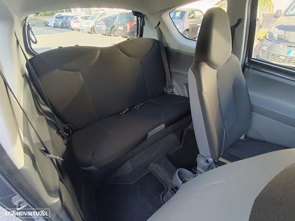 Toyota Aygo City - 4