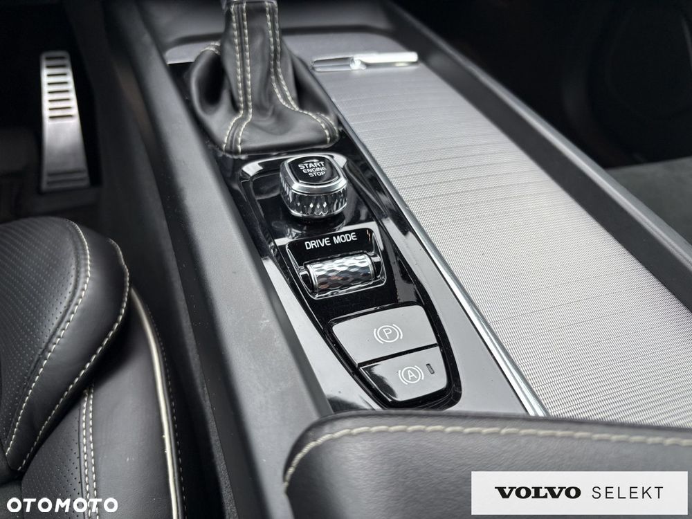 Volvo XC 60 - 18