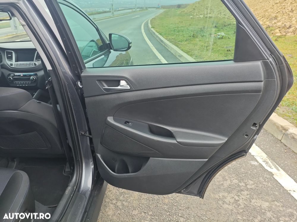 Hyundai Tucson blue 1.7 CRDi 2WD DCT Style - 19