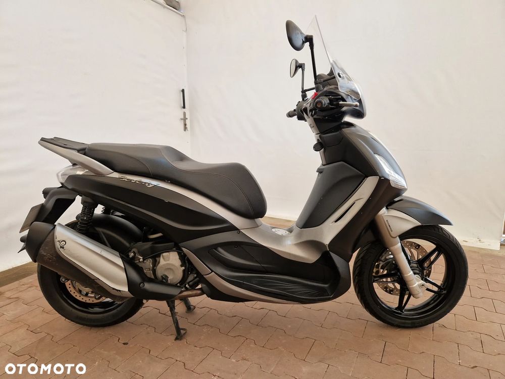 Piaggio Beverly - 10